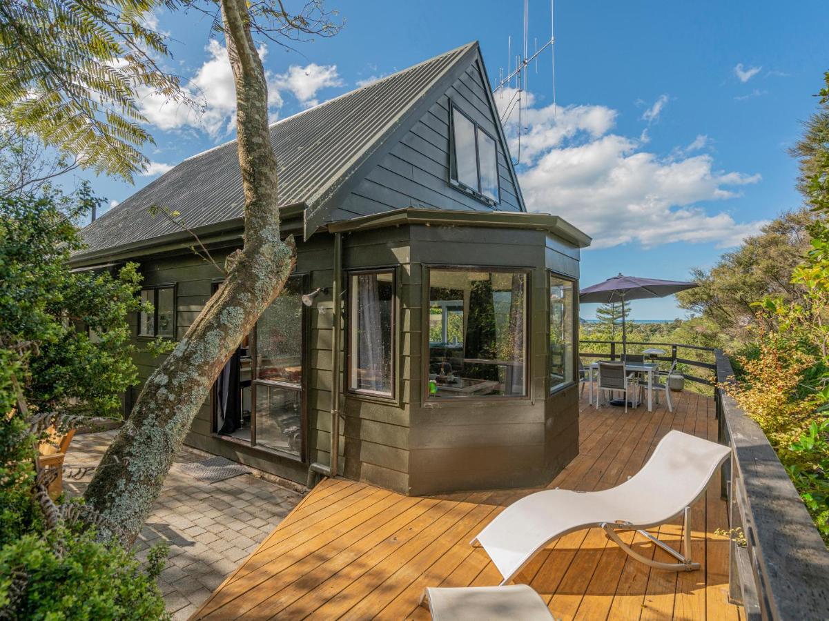 Hillside Haven - Tairua Holiday Home Exterior foto