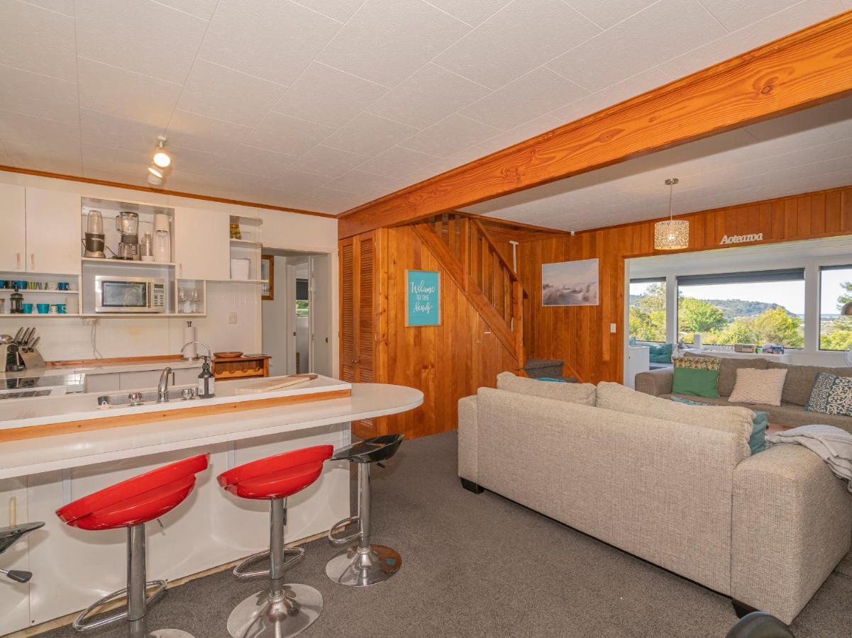 Hillside Haven - Tairua Holiday Home Exterior foto